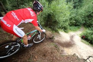 1. závod v Červeném Kostelci