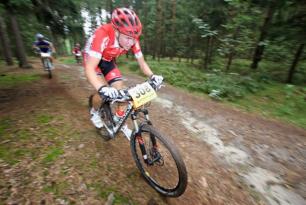 1. závod v Červeném Kostelci