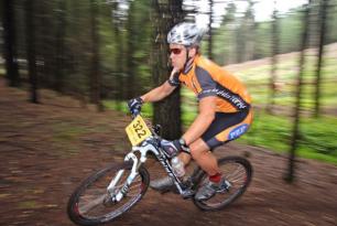 1. závod v Červeném Kostelci