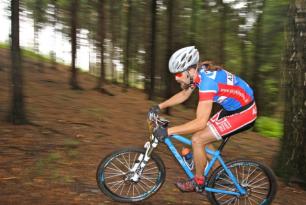 1. závod v Červeném Kostelci