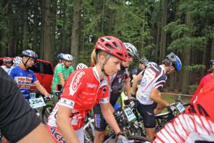 1. závod v Červeném Kostelci