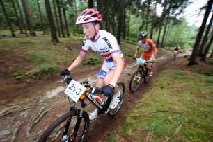 1. závod v Červeném Kostelci